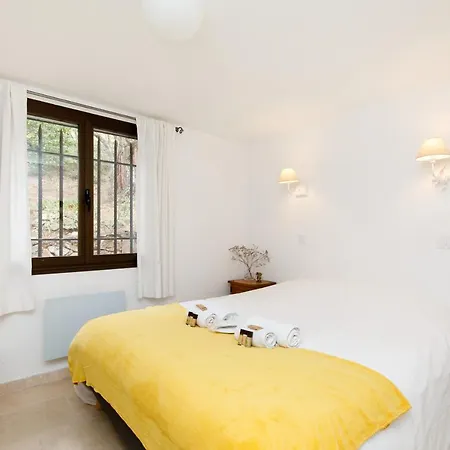 Mazet Aurelie Yourhosthelper Holiday home